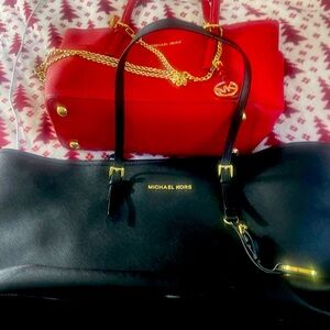 Micheal kros Totes bundle Red and black lots of space Pro-owned
